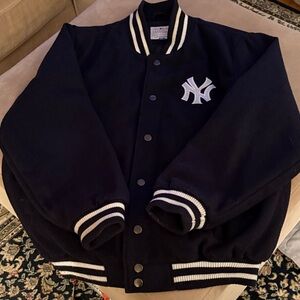 NY Yankees Bomber Jacket with White Stripes Size XL
